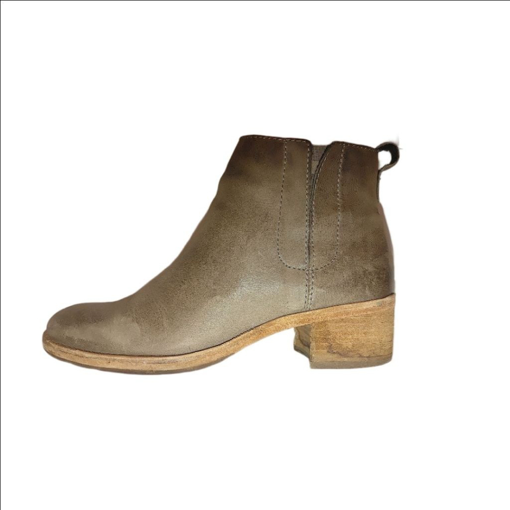 Kork-Ease Mindo Leather Ankle Boots Size 7.5